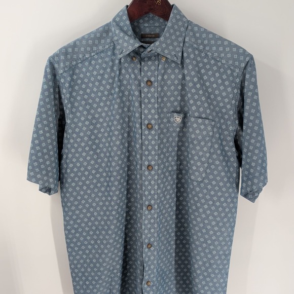 Vintage Ariat Stretch Short Sleeve Subtle Button-Down Shirt Light Blue Size M - Picture 2 of 9